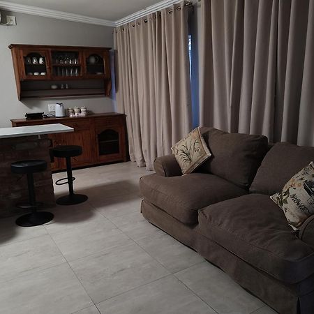 Stoep Cafe Guest House Komatipoort Luaran gambar