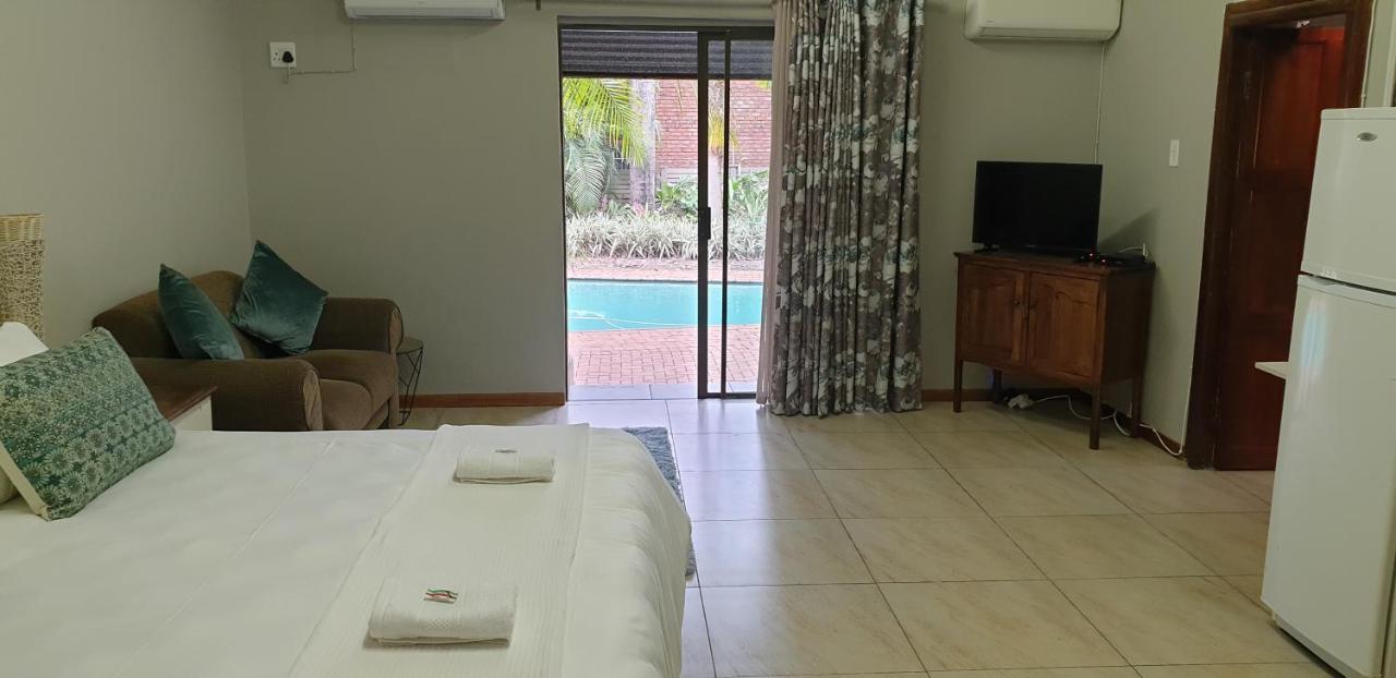 Stoep Cafe Guest House Komatipoort Luaran gambar