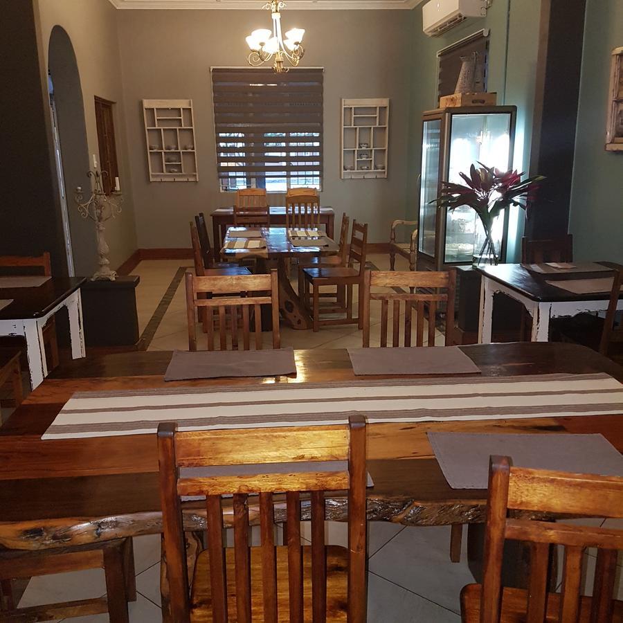 Stoep Cafe Guest House Komatipoort Luaran gambar